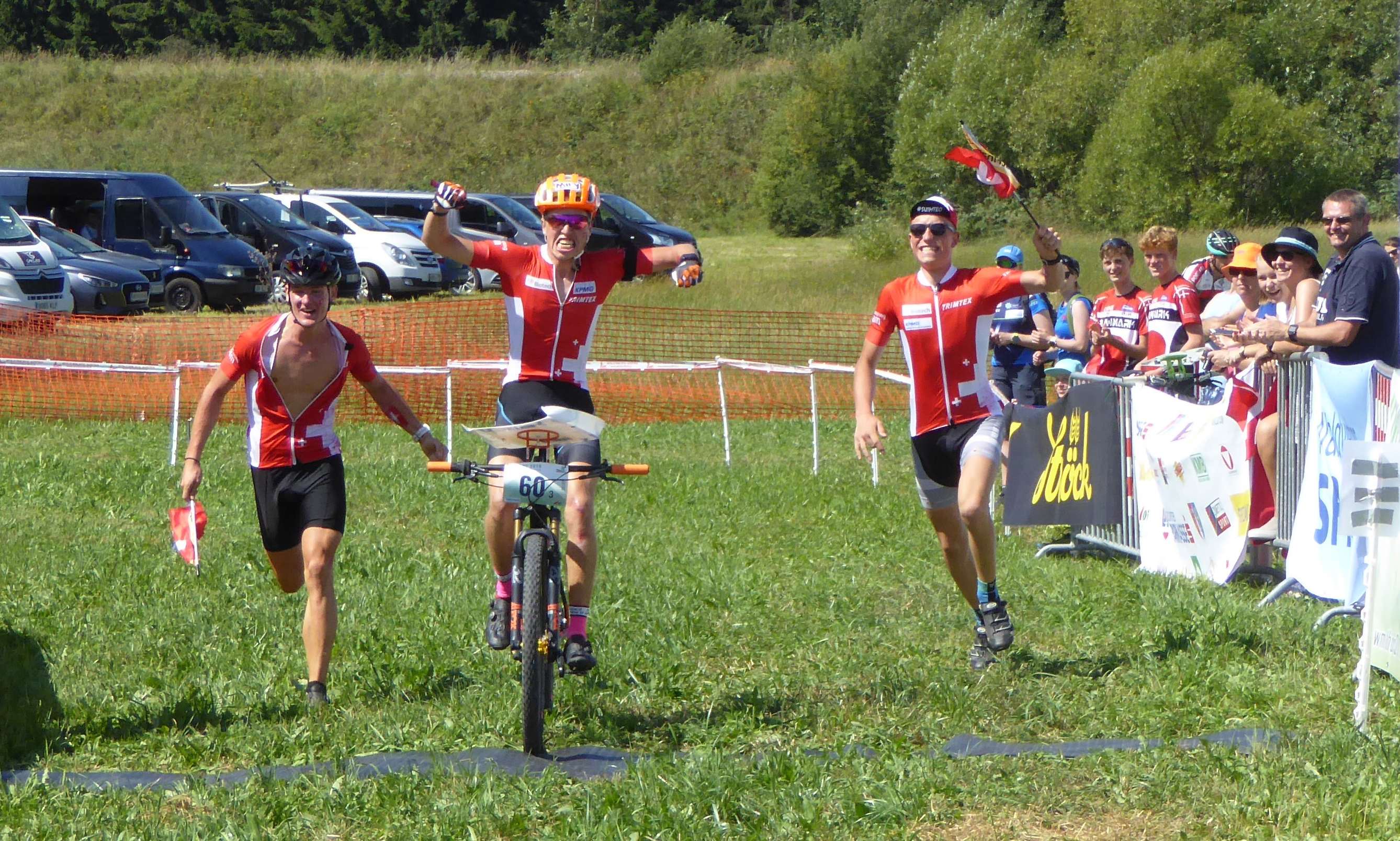 Zieleinfahrt H20 Staffel