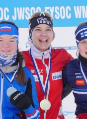 EYSOC Sprint LeaWidmer Gold 2 CAebersold  