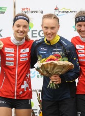 2019 WeltcupSUI Siegerinnen Middle