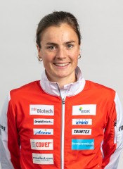 Jenzer Sarina 012 Web