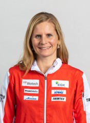 L  sser Karin 003 Web