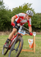 20220917 1320 A7304345