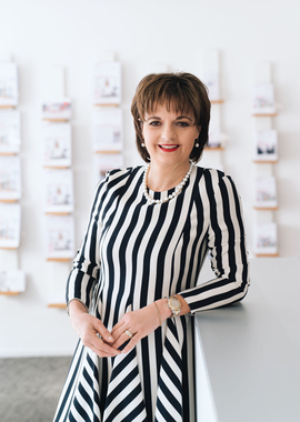 Ruth Metzler, VR-Prasidentin - SGE Switzerland Global Enterprise- Zurich - Copyright Olivia Pulver - 02/2023 (Ruth Metzler, VR-Prasidentin - SGE Switzerland Global Enterprise- Zurich - Copyright Olivia Pulver - 02/2023, ASCII, 111 components, 111  (Ru